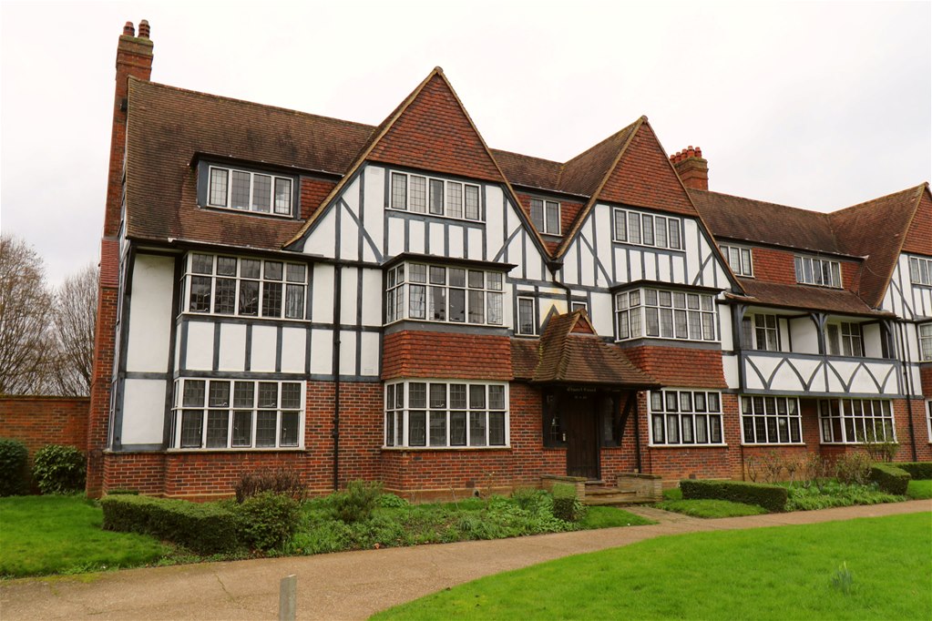 Queens Drive, West Acton, West Acton